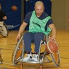 Rollstuhlbasketball mit Gefangenen in der Sporthalle